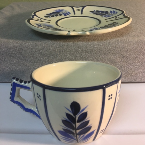 Vintage Quimper Pottery Cup & Saucer Set - Picture 8 of 16